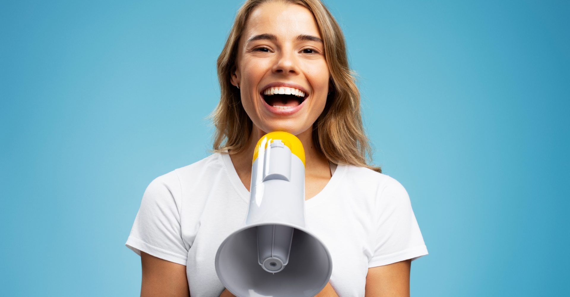 Positive,Attractive,American,Woman,Wearing,White,T,Shirt,Looking,At